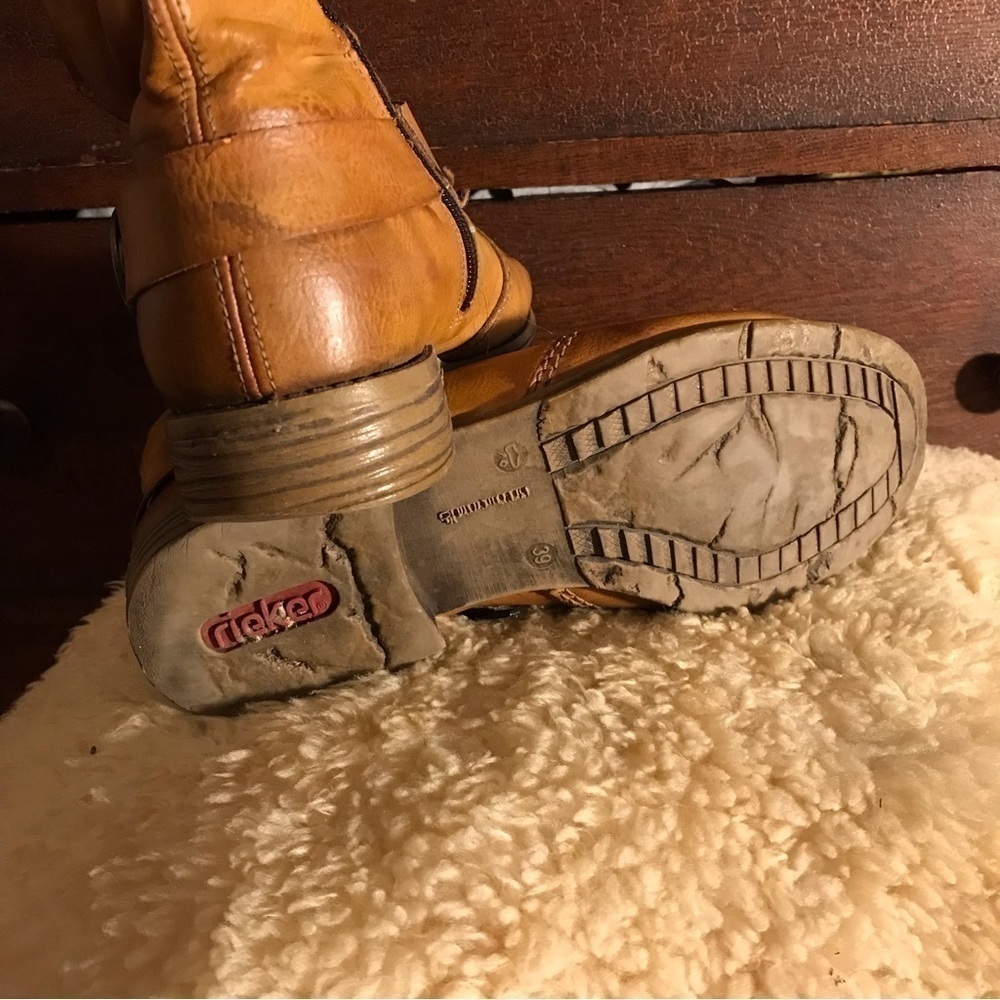 reiker women’s leather ankle boots. Camel colour. Size 8 - Picture 3 of 5